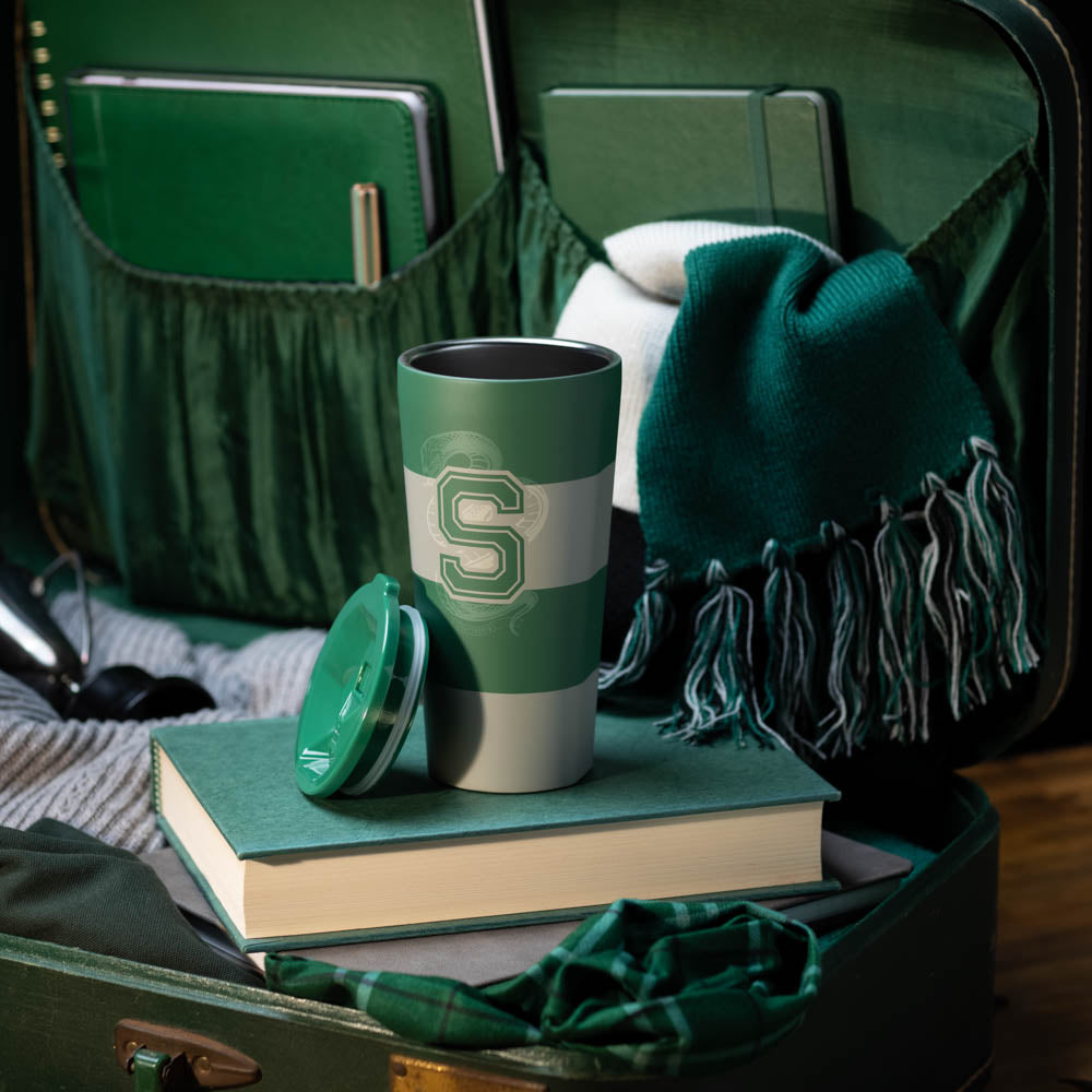 harry-potter-tumbler-r5 84ce9e4c9c5c--HarryPotter-Slytherin-4.jpg